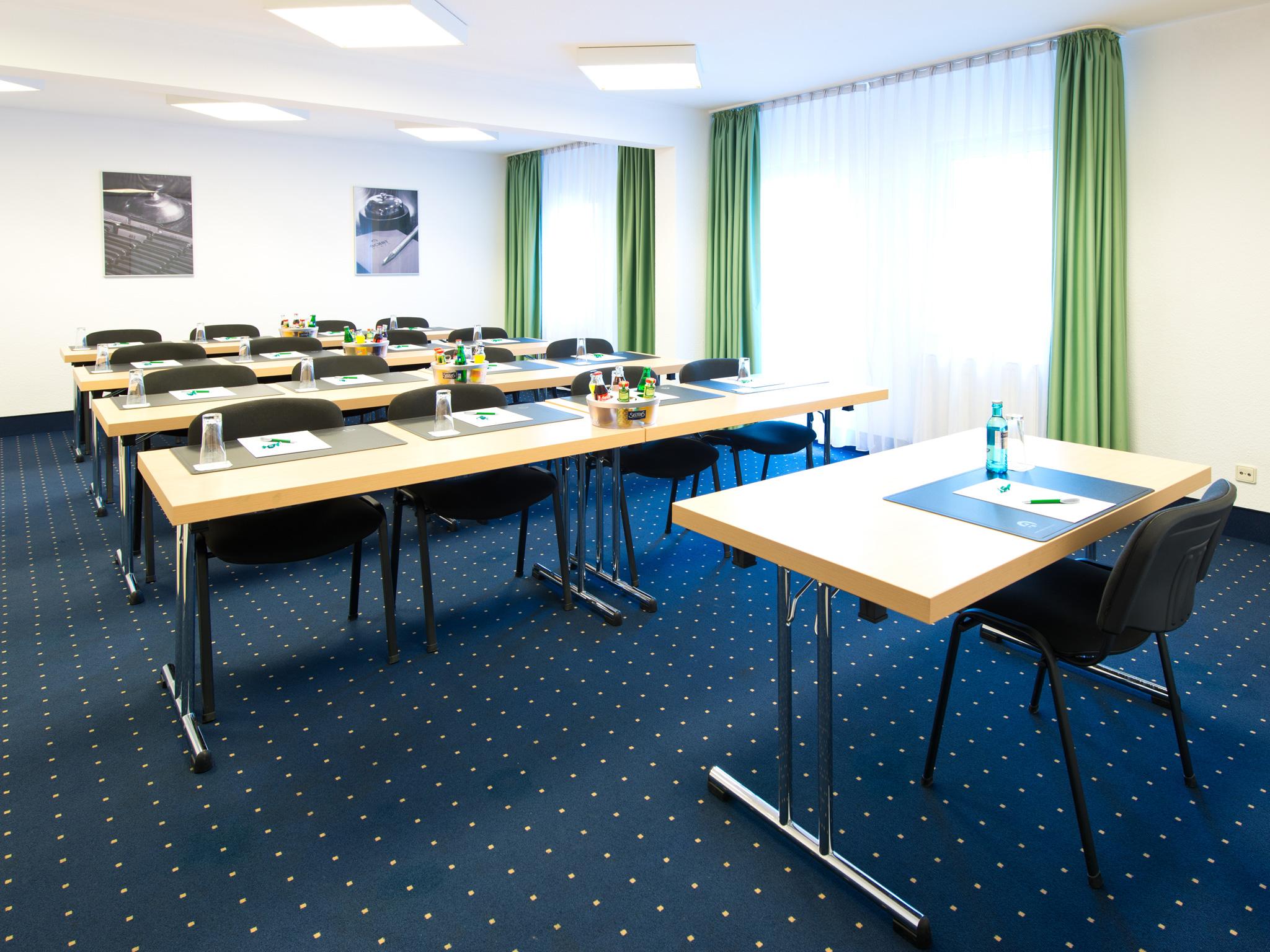 Achat Hotel Darmstadt Griesheim Грисхайм Экстерьер фото