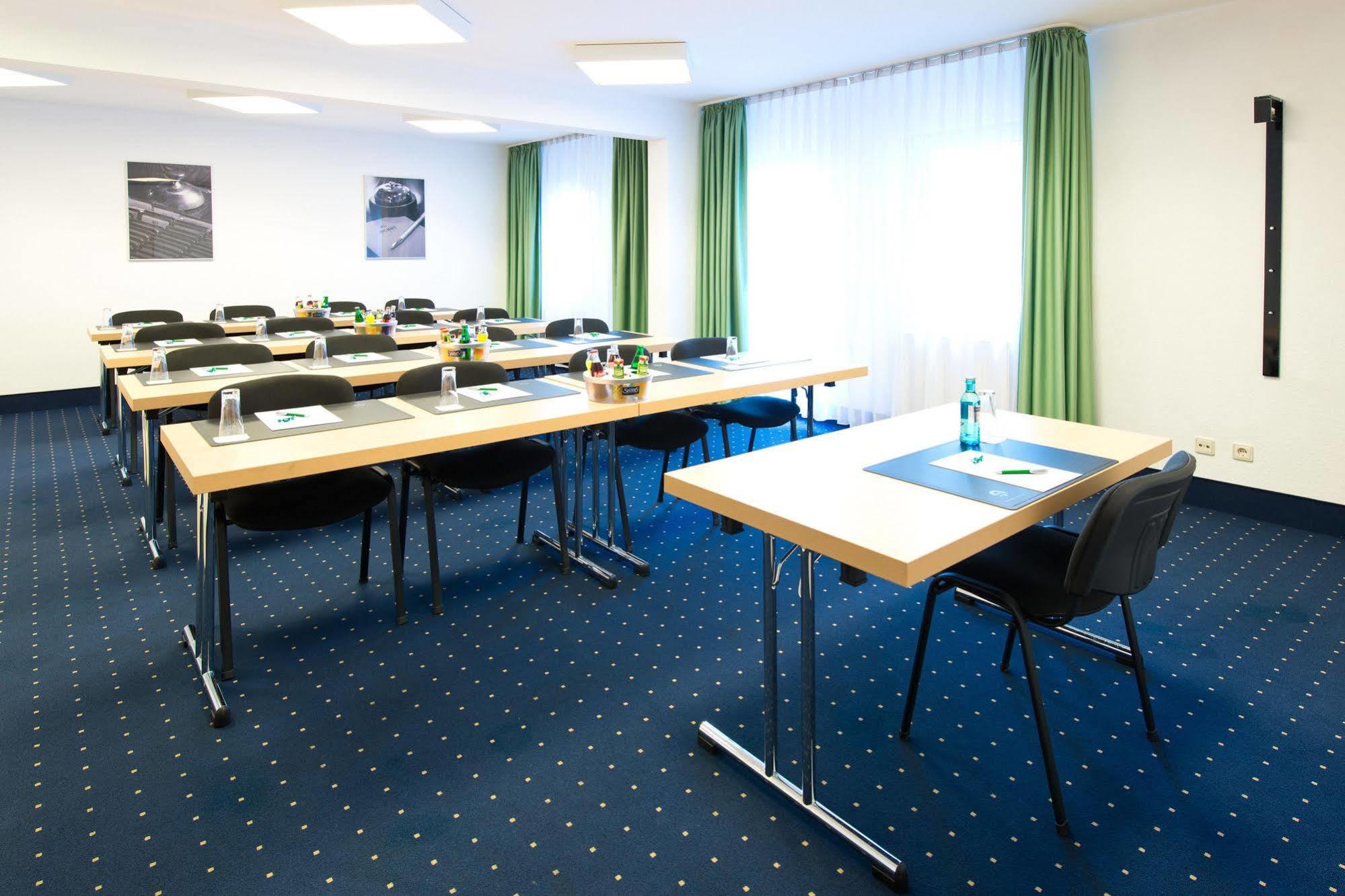 Achat Hotel Darmstadt Griesheim Грисхайм Экстерьер фото